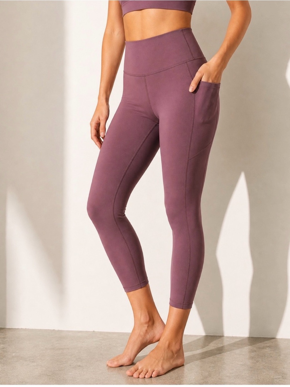 Athleta Salutation Stash pocket crop leggings